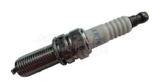 Product image: Yamaha - 947020042900 - PLUG, SPARK (NGK LKR7E) 