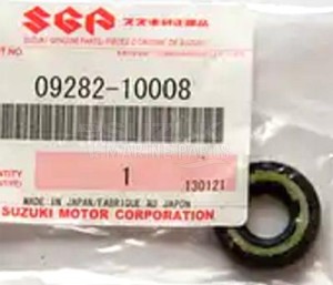 Product image: Suzuki - 09282-10008 - SEAL,OIL 